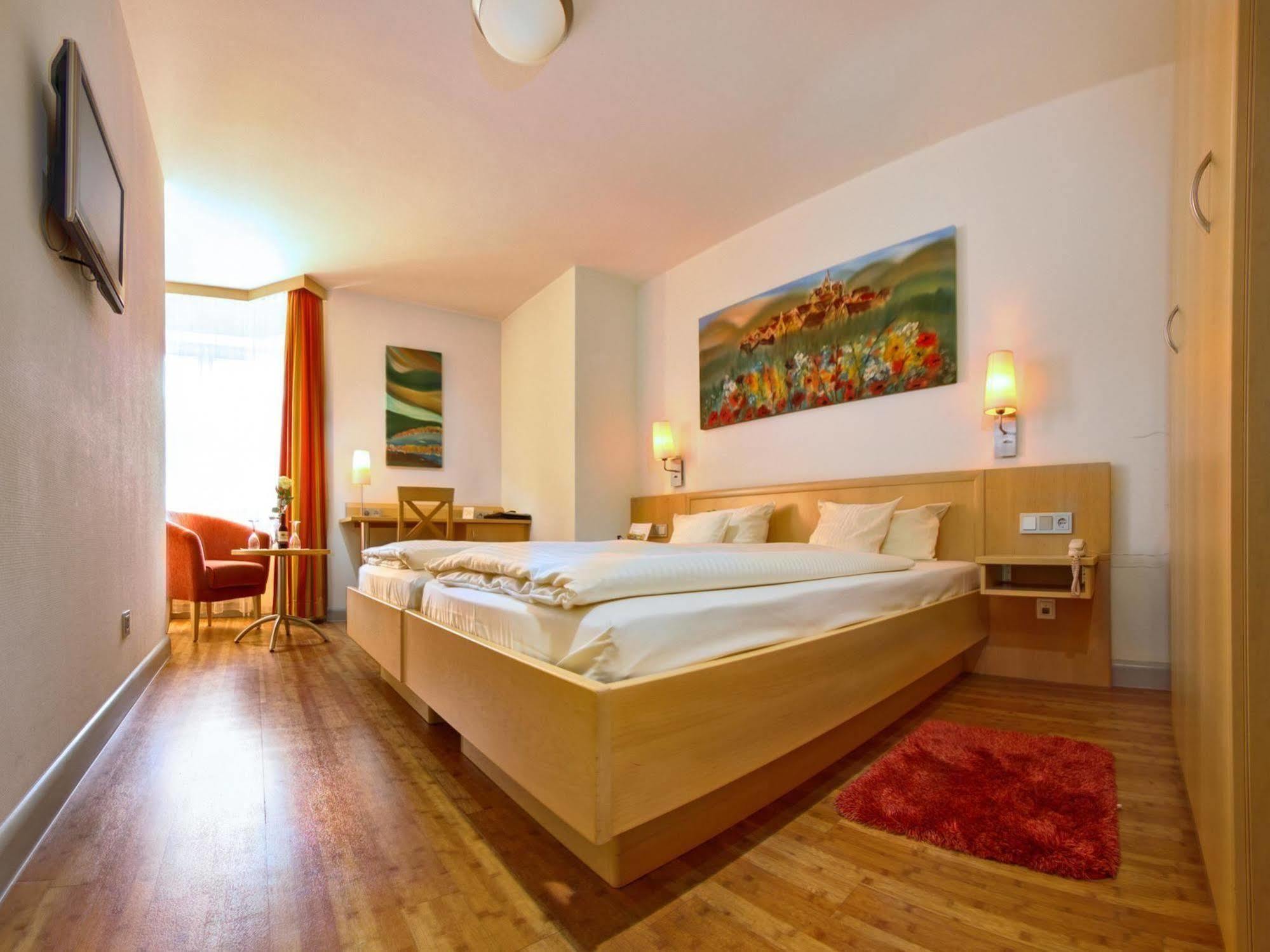 Hotel Gasthof Zum Ochsen Ehingen  Εξωτερικό φωτογραφία